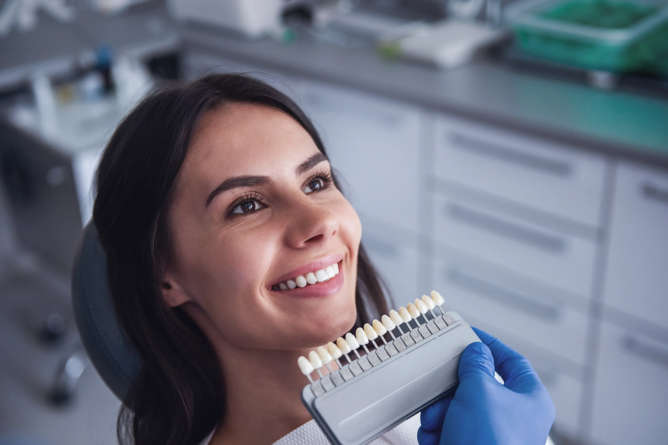 Cosmetic dentist Scottsdale and natural porcelain veneers in Scottsdale, AZ