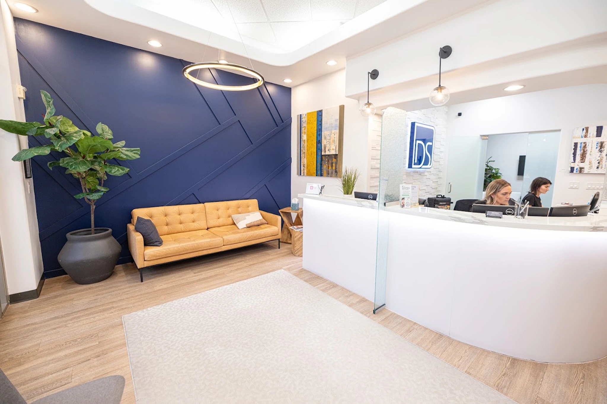 img Cosmetic dentistry Dont wait any longer to start loving your smile